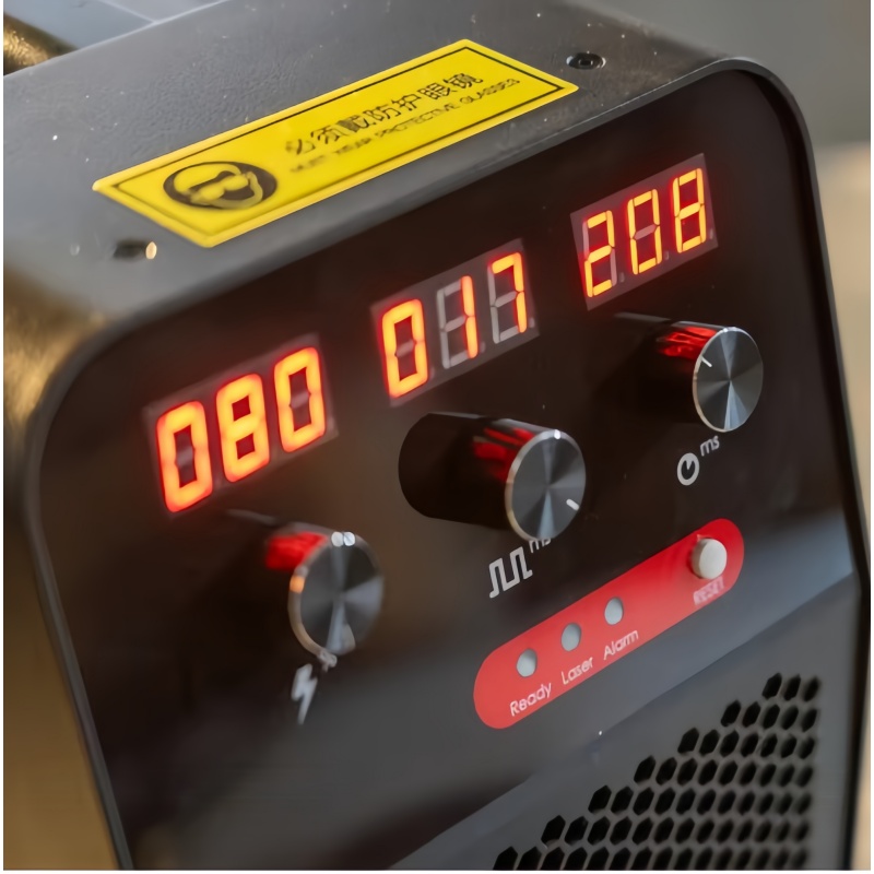 Saldatrice Laser Industriale P - Industrial Laser Welder Price recensione e prezzo