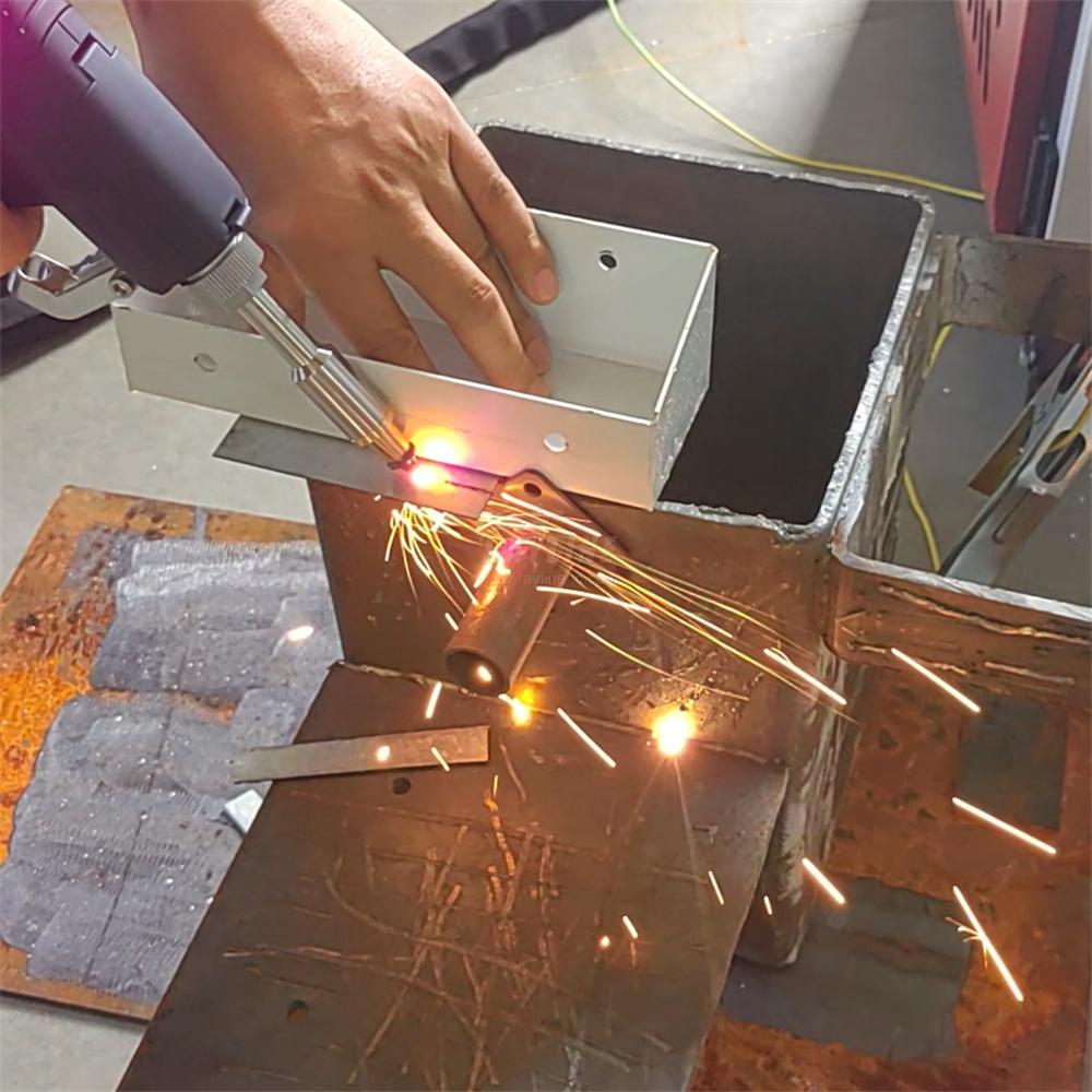 Nuovo stile Mini saldatore las - Industrial Laser Cleaning recensione e prezzo